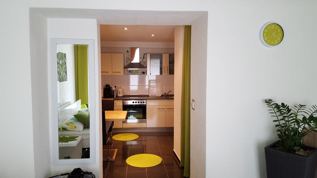 Gaesteappartement Viktoria سينشيم المظهر الخارجي الصورة